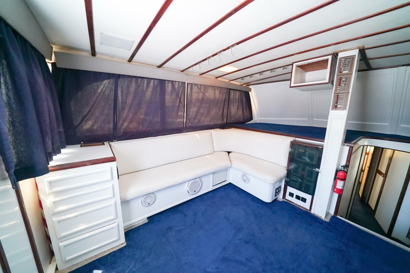 1979 Trojan 45 Convertible Hook'em