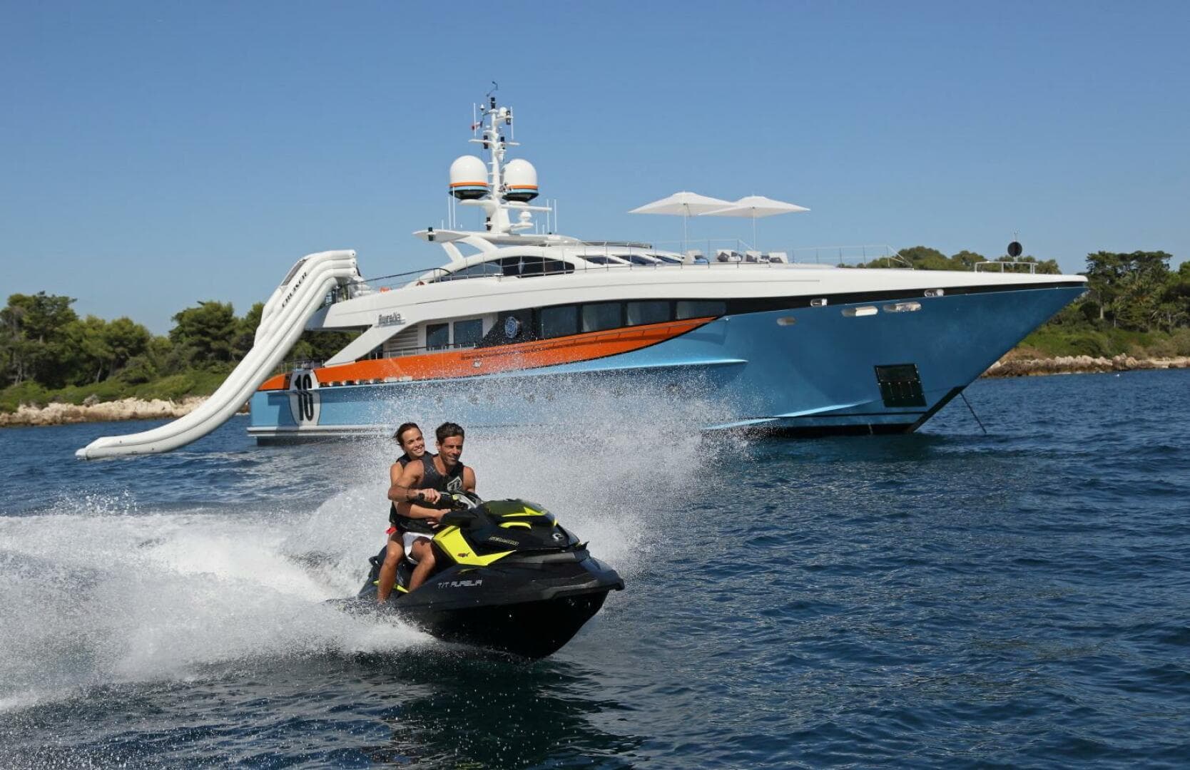 2011 Heesen Yachts Heesen 3700