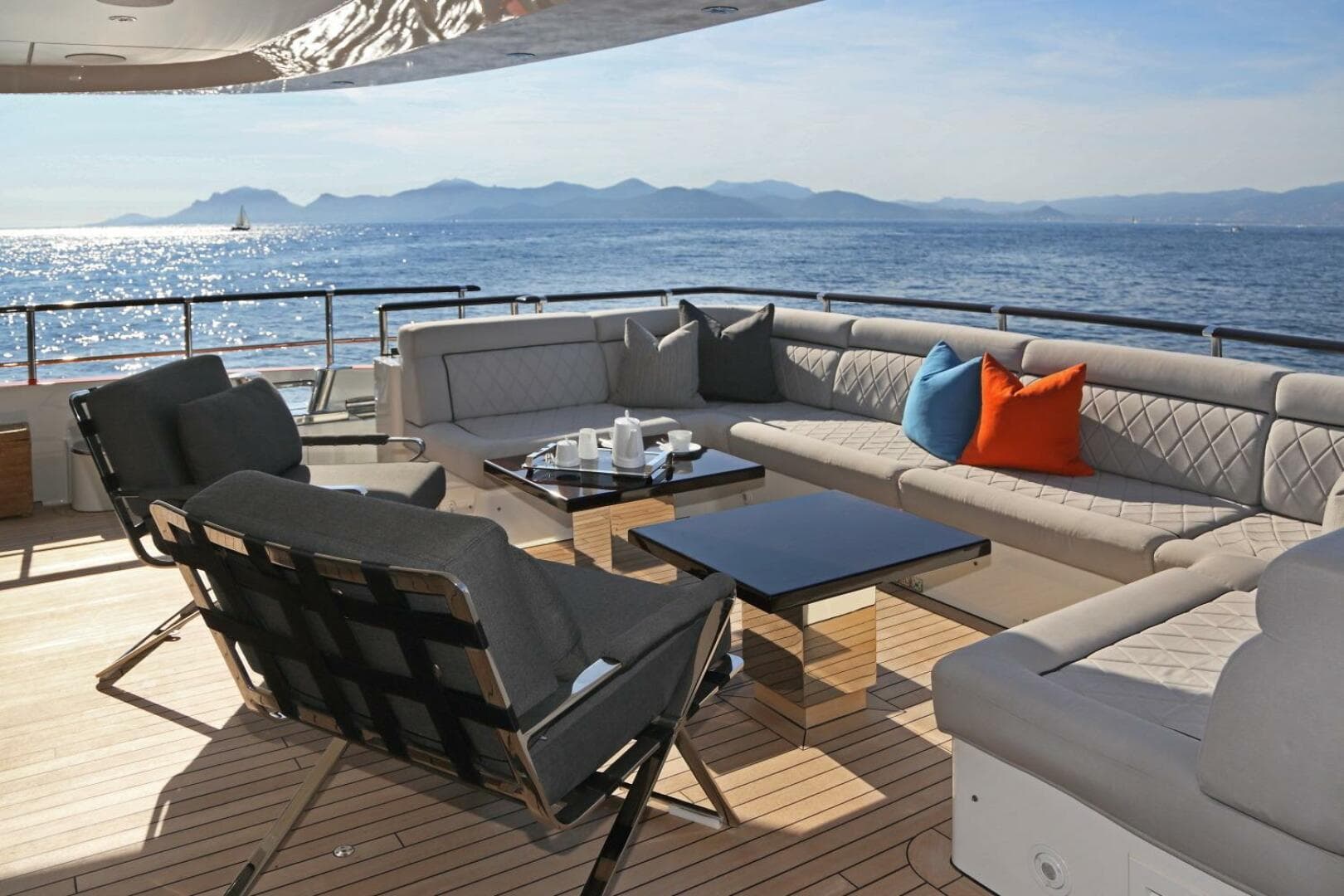 2011 Heesen Yachts Heesen 3700