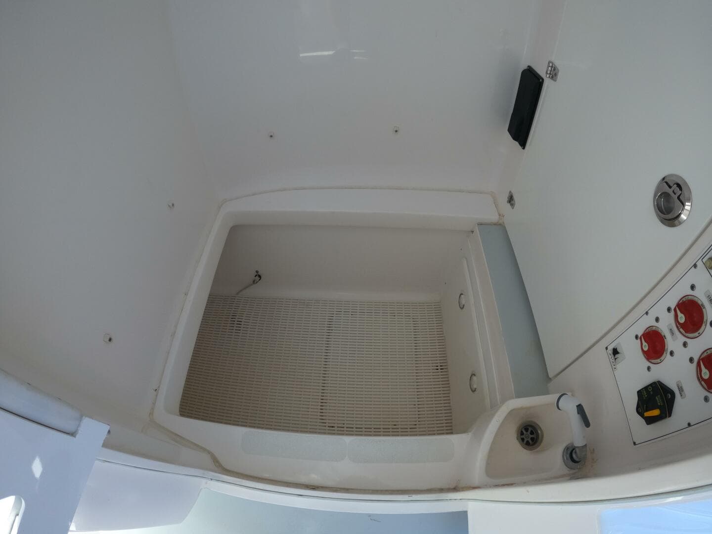 2018 Contender 32 ST