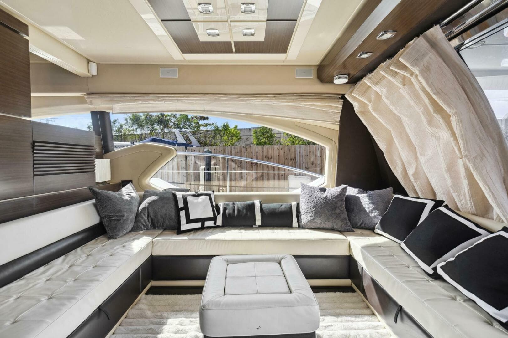2013 Azimut 70