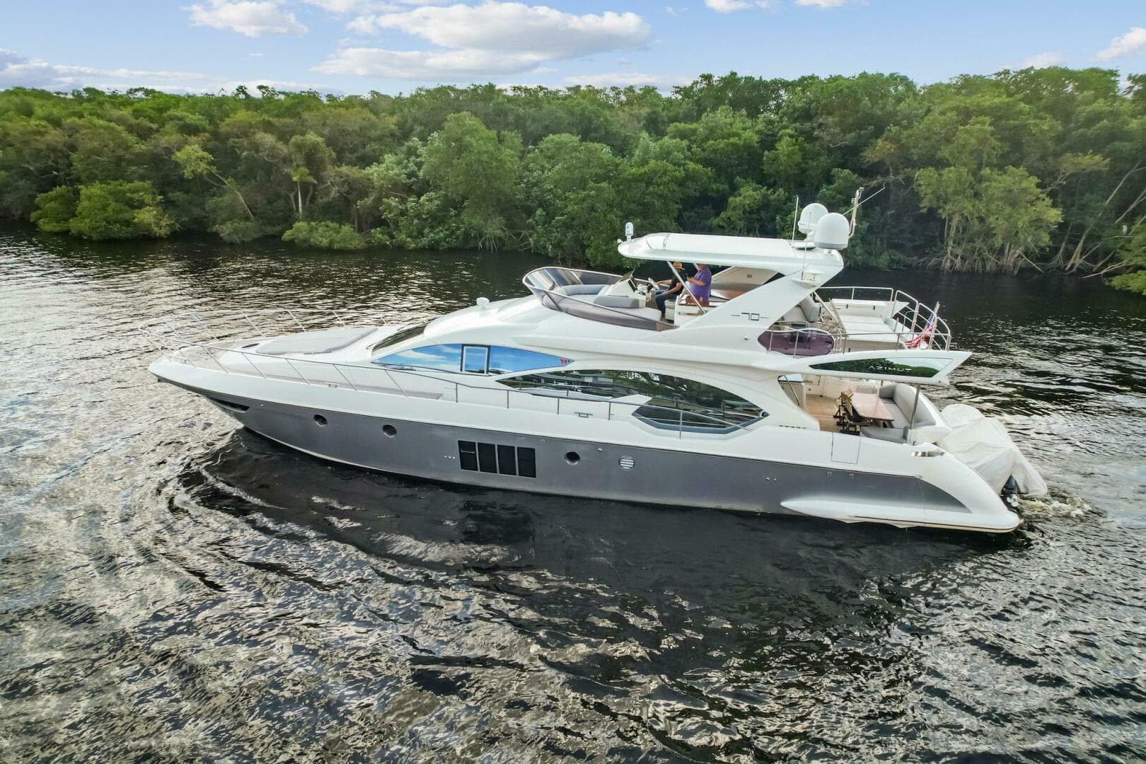 2013 Azimut 70