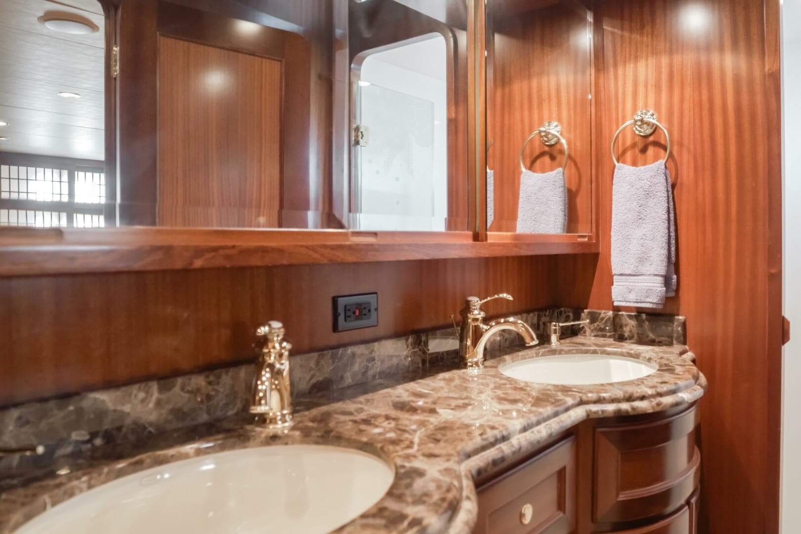 2007 Grand Alaskan Enclosed Bridge CPMY