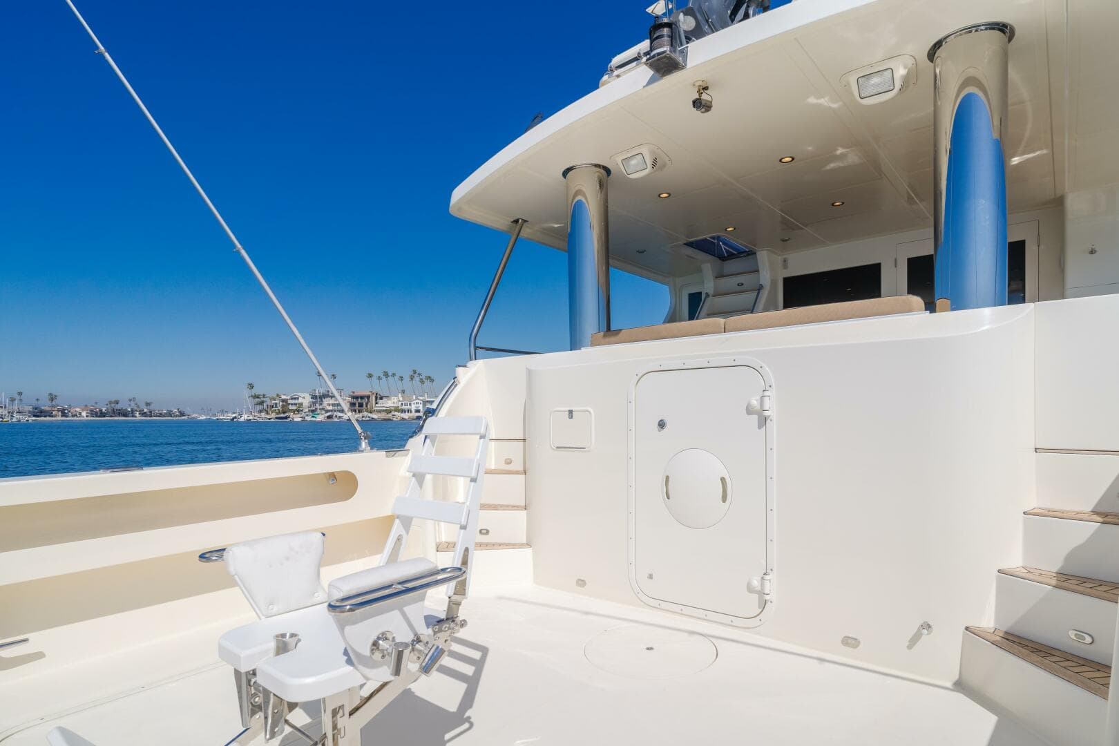 2007 Grand Alaskan Enclosed Bridge CPMY