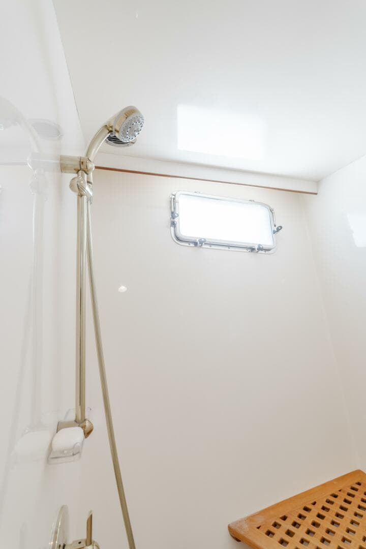 2007 Grand Alaskan Enclosed Bridge CPMY