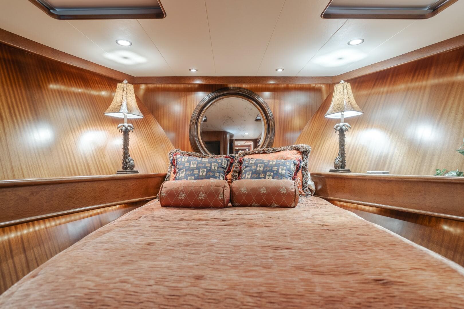 2007 Grand Alaskan Enclosed Bridge CPMY