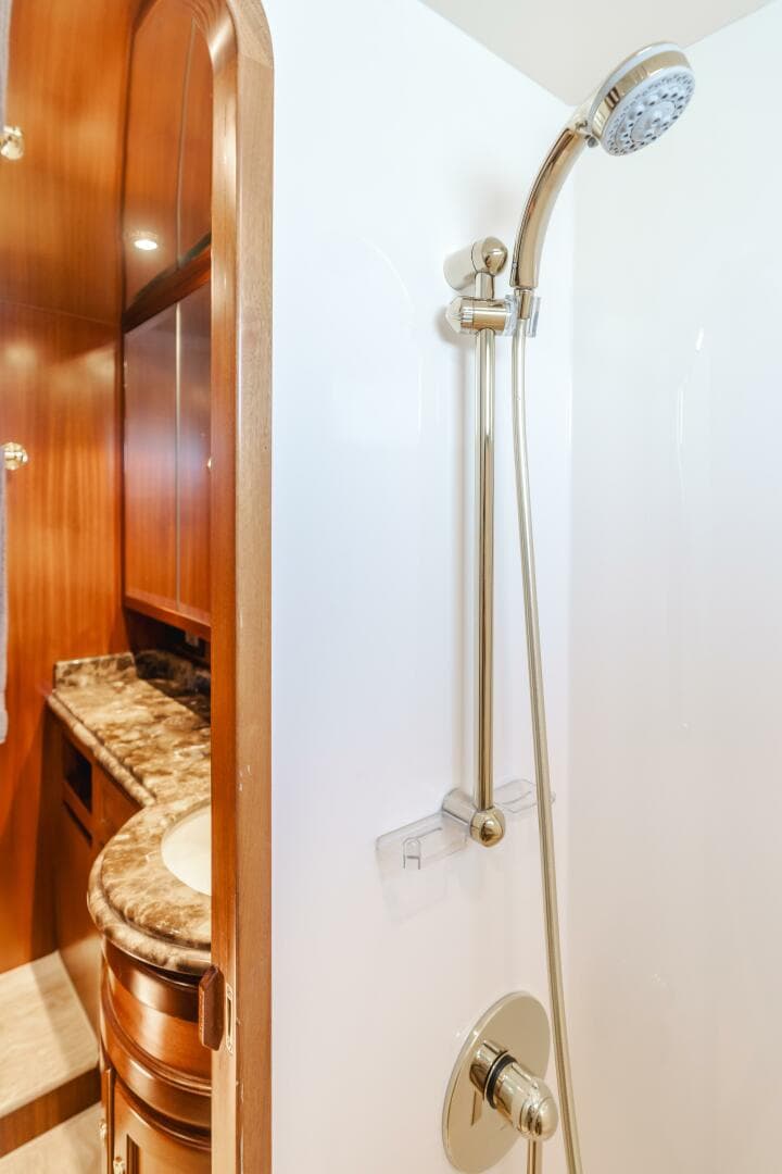 2007 Grand Alaskan Enclosed Bridge CPMY