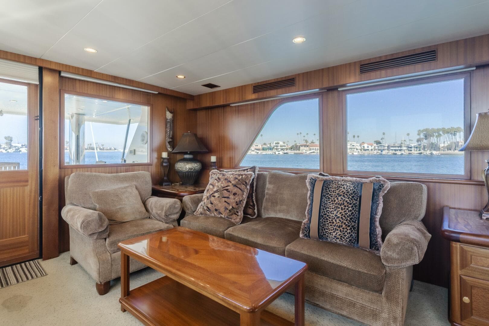 2007 Grand Alaskan Enclosed Bridge CPMY