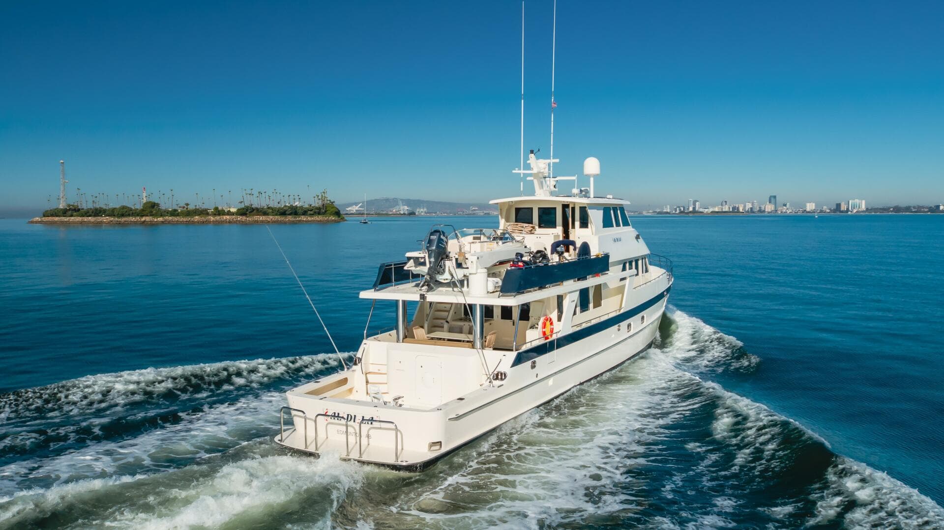 2007 Grand Alaskan Enclosed Bridge CPMY