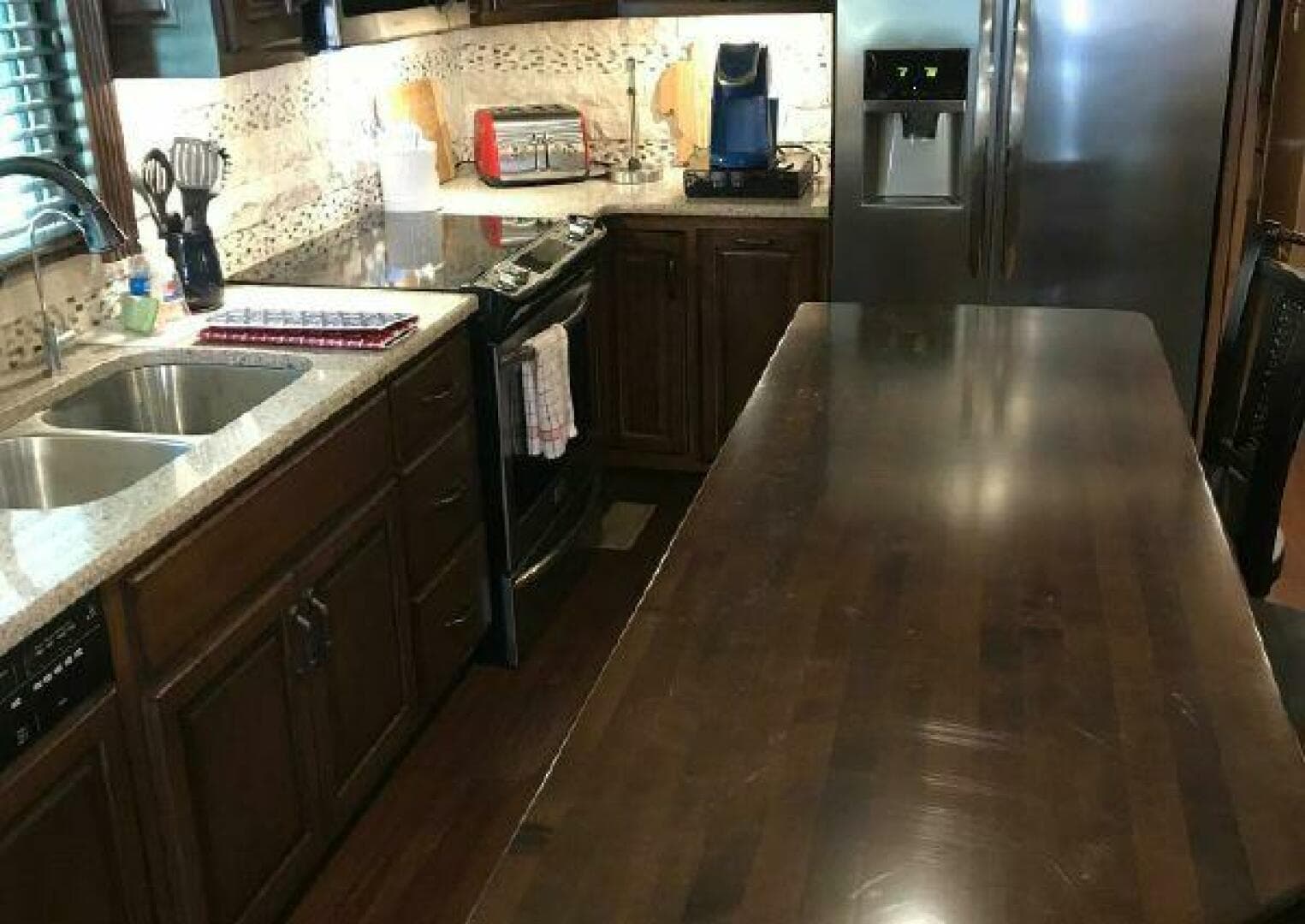 2017 Sumerset Houseboat