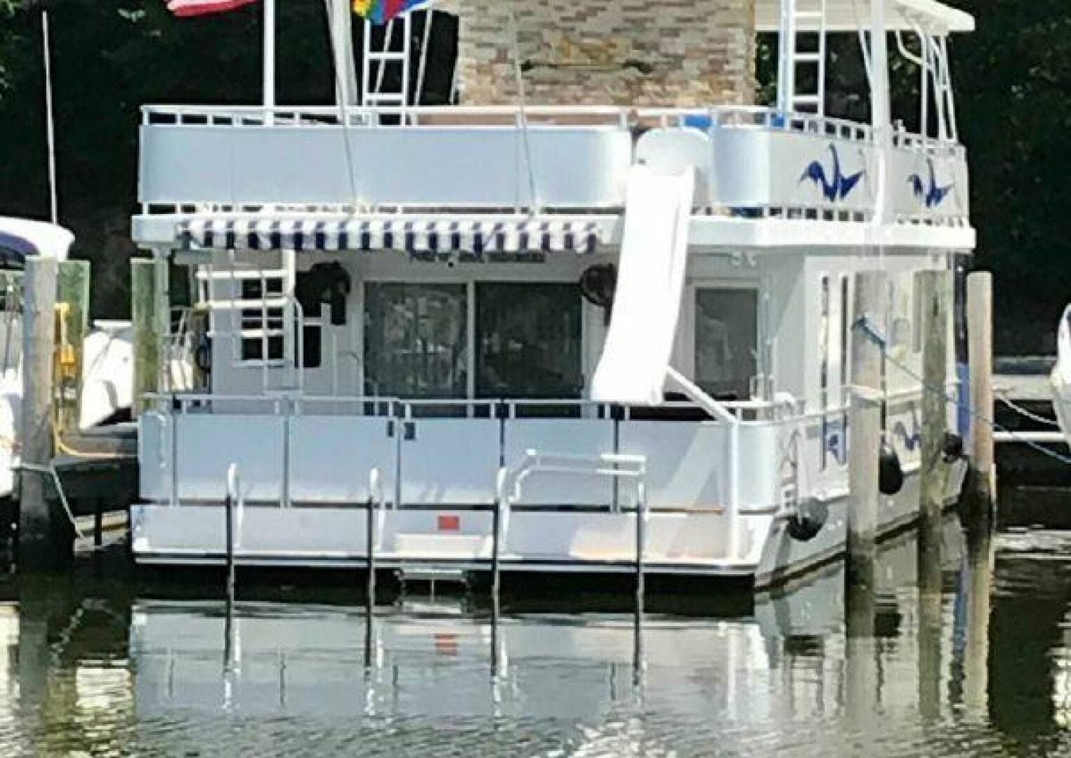 2017 Sumerset Houseboat