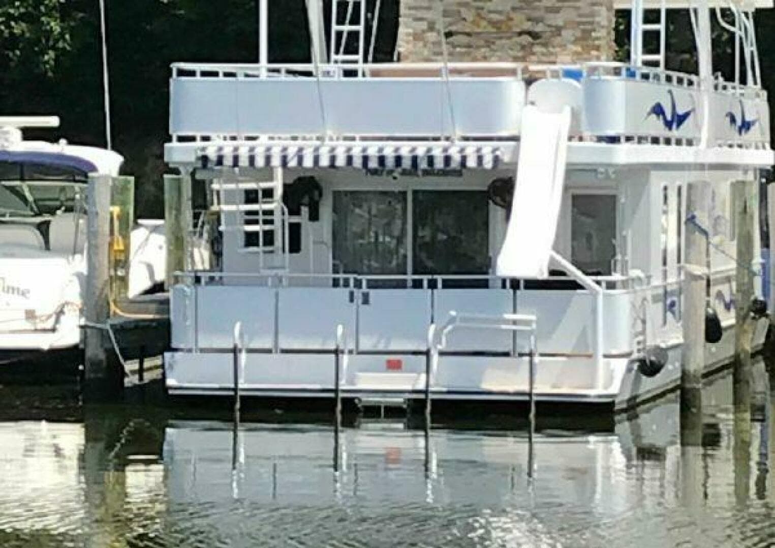 2017 Sumerset Houseboat