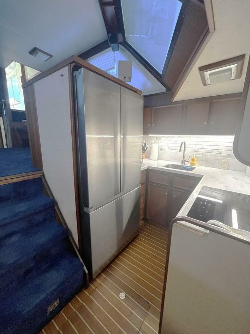 1981 Hatteras 48 Motoryacht