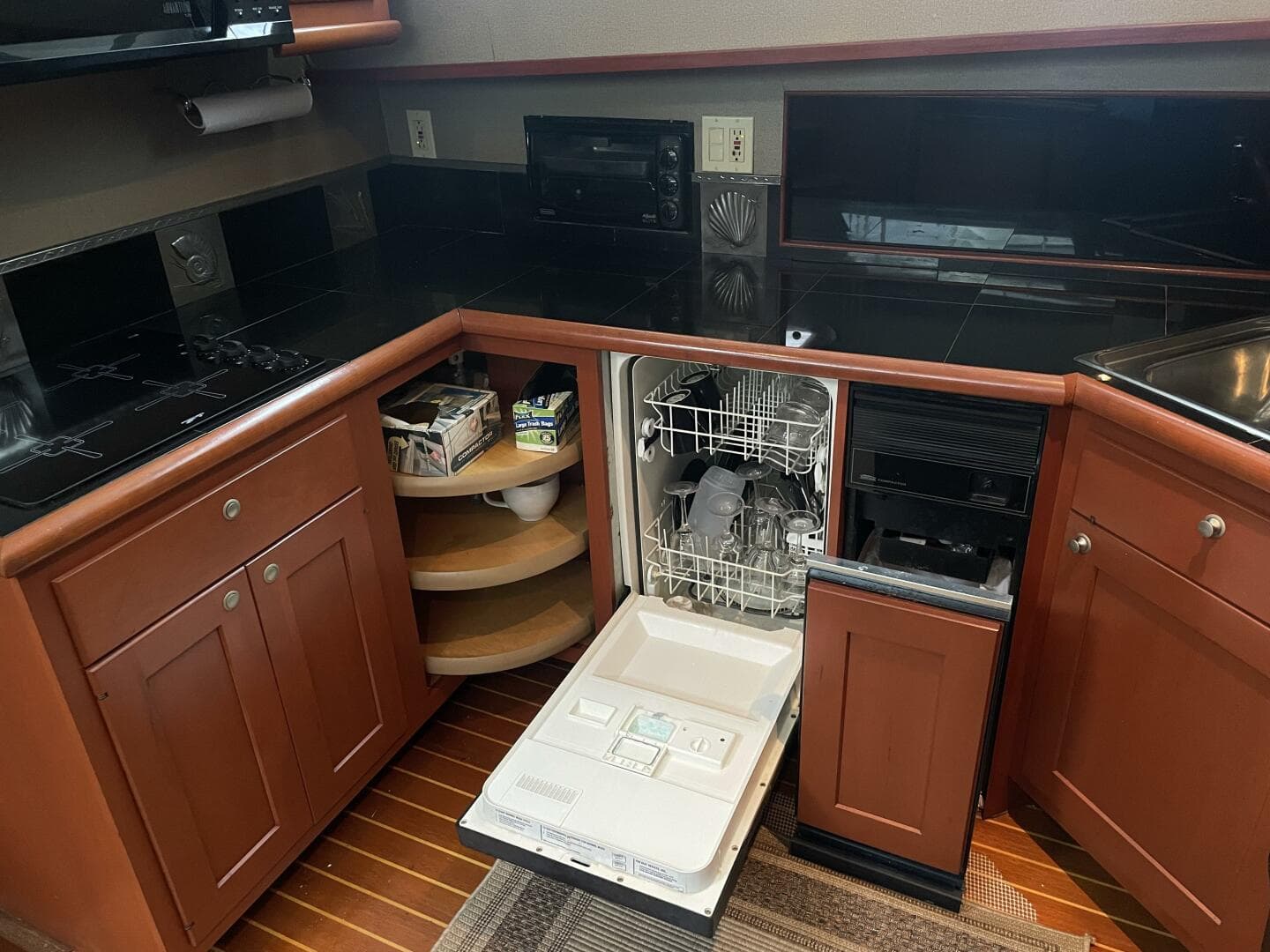 1965 Hatteras Motor Yacht