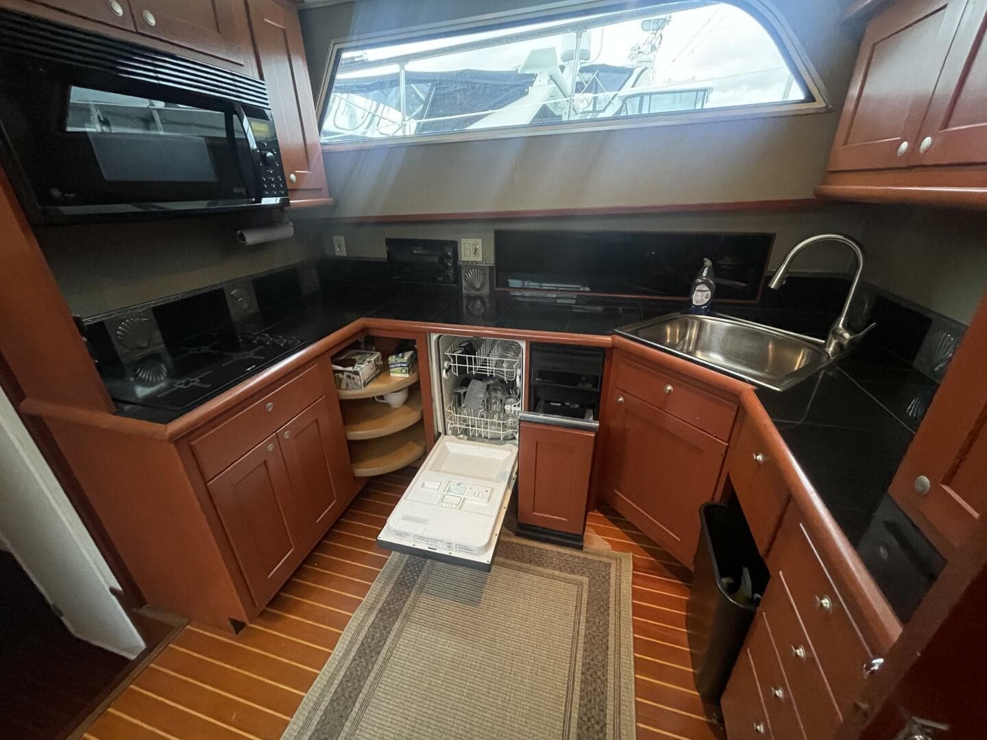 1965 Hatteras Motor Yacht
