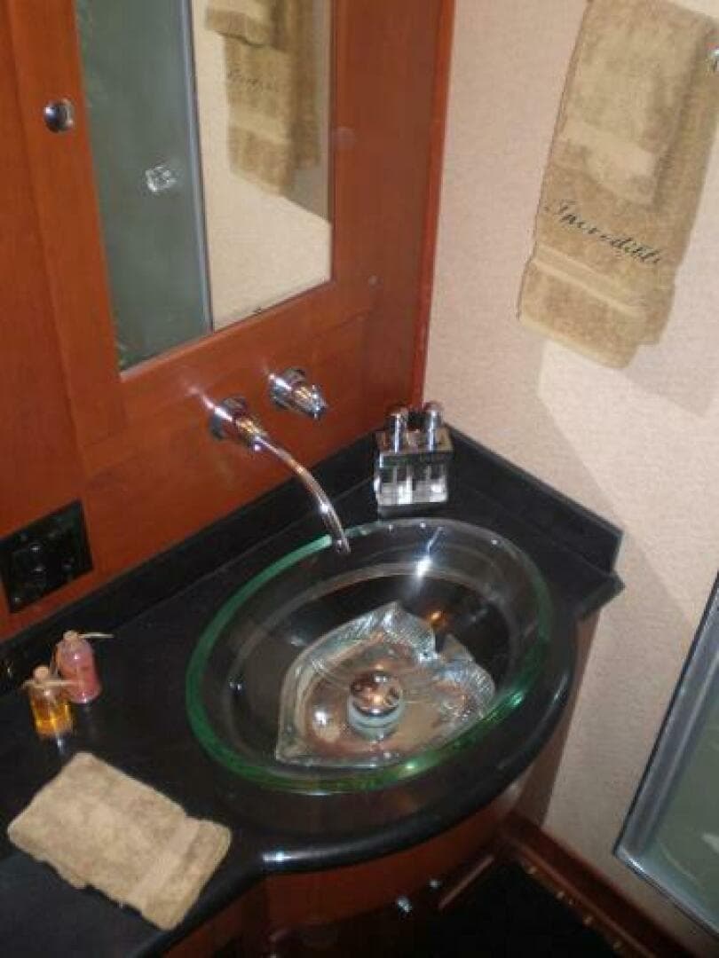 1965 Hatteras Motor Yacht