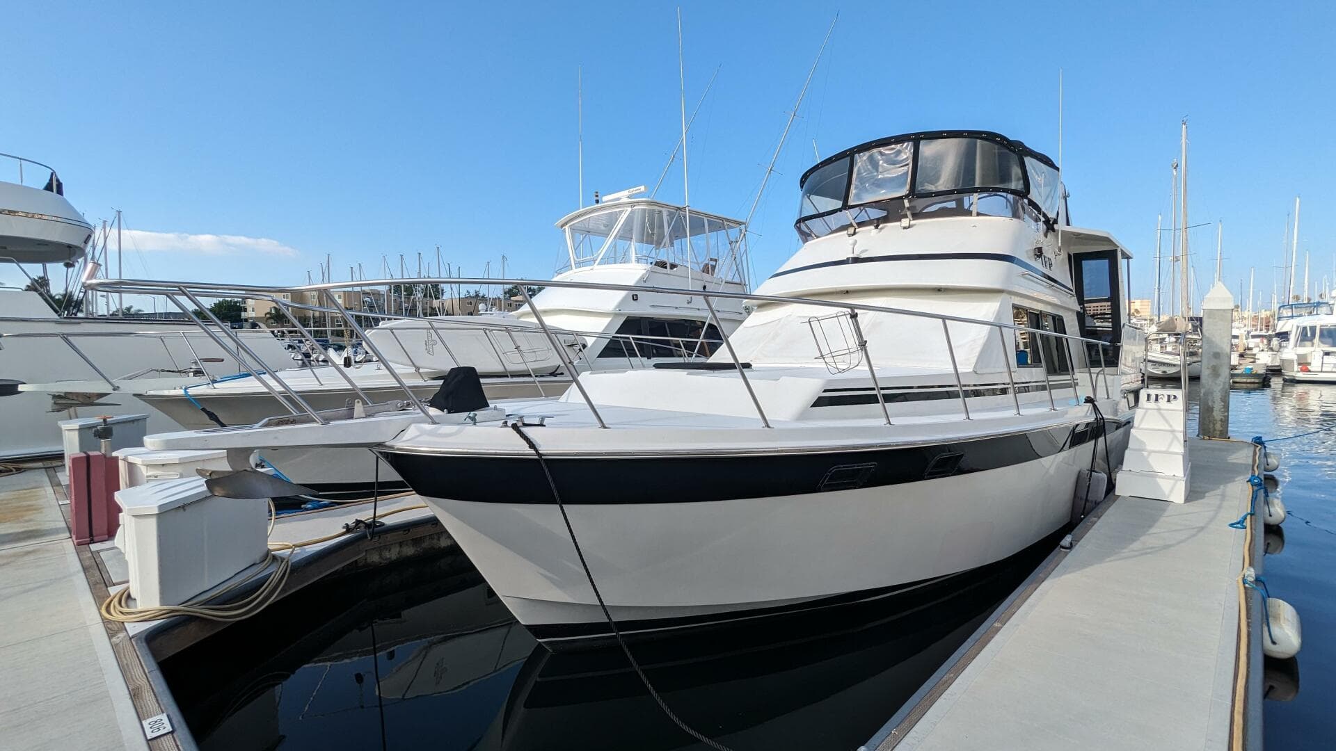 1989 Camargue Motoryacht