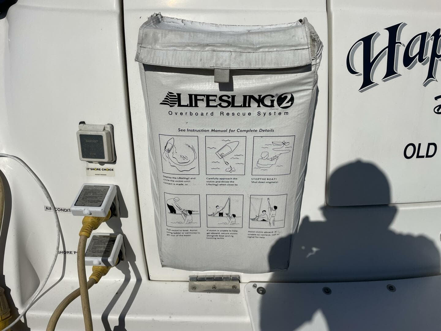 2006 Rinker Express Cruiser