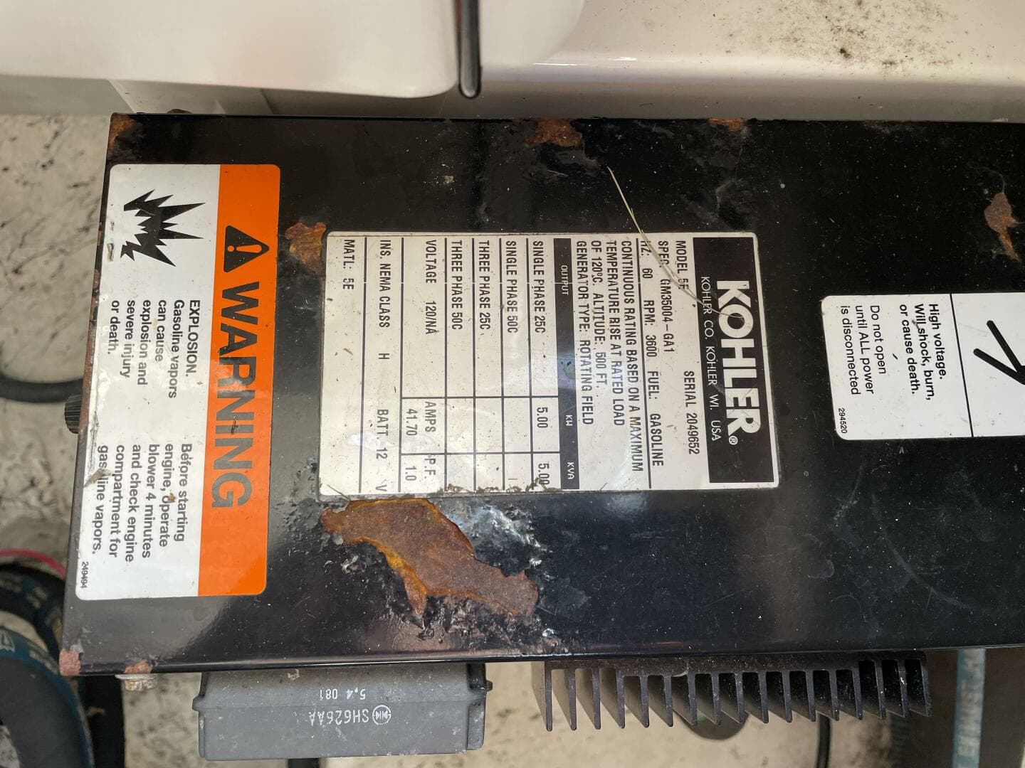 2006 Rinker Express Cruiser