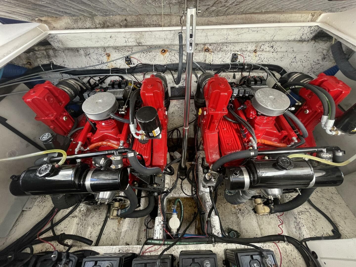 2006 Rinker Express Cruiser