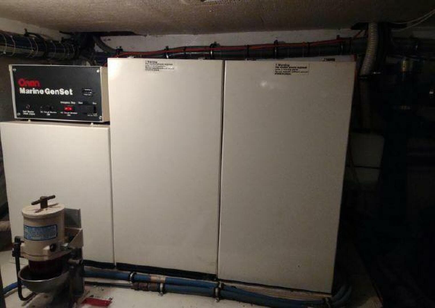 1996 Hatteras 50' Sport Deck