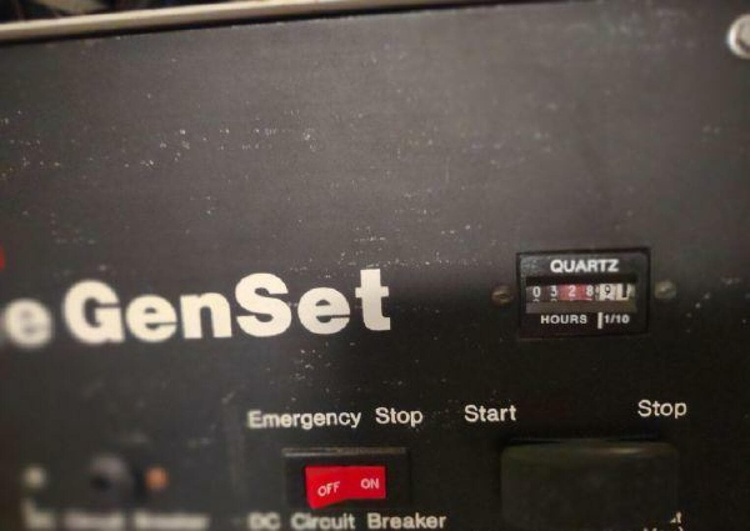 1996 Hatteras 50' Sport Deck