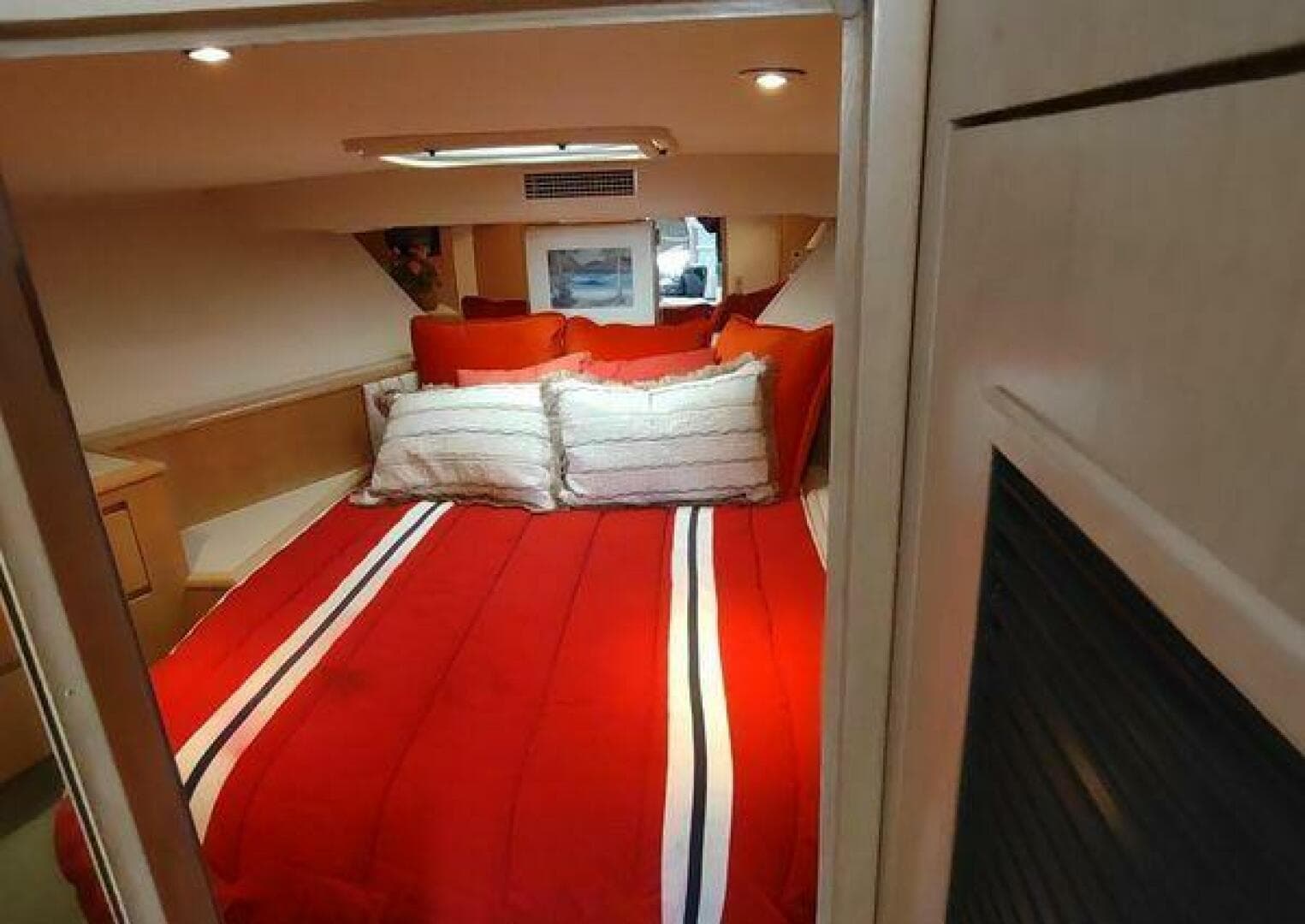 1996 Hatteras 50' Sport Deck