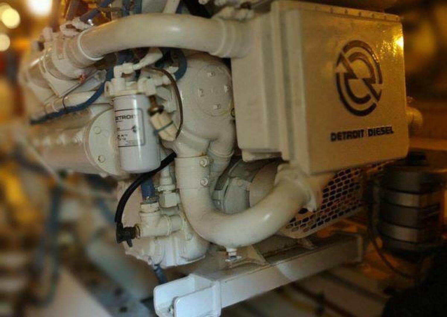 1996 Hatteras 50' Sport Deck