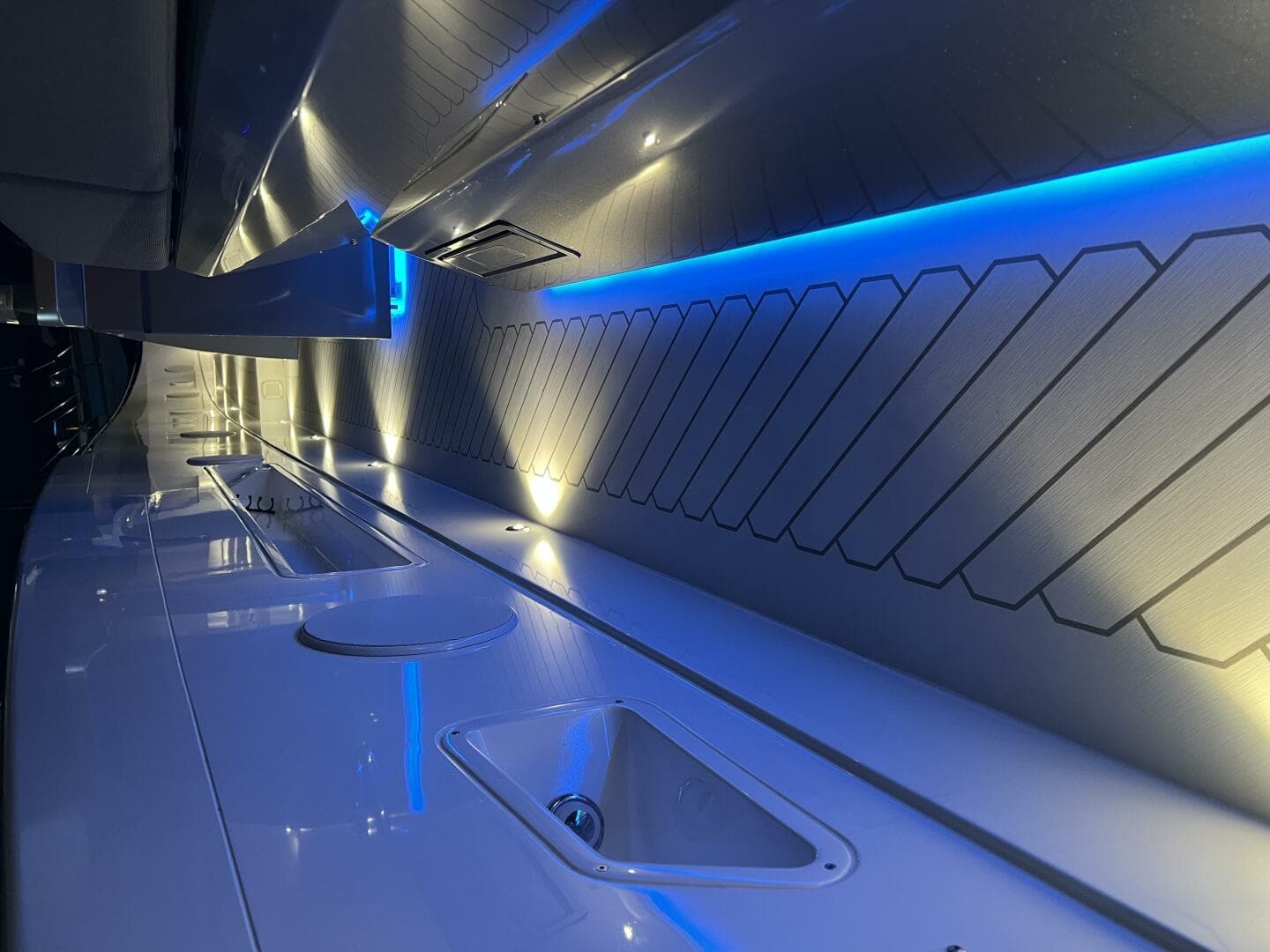 2024 Canados Gladiator 493