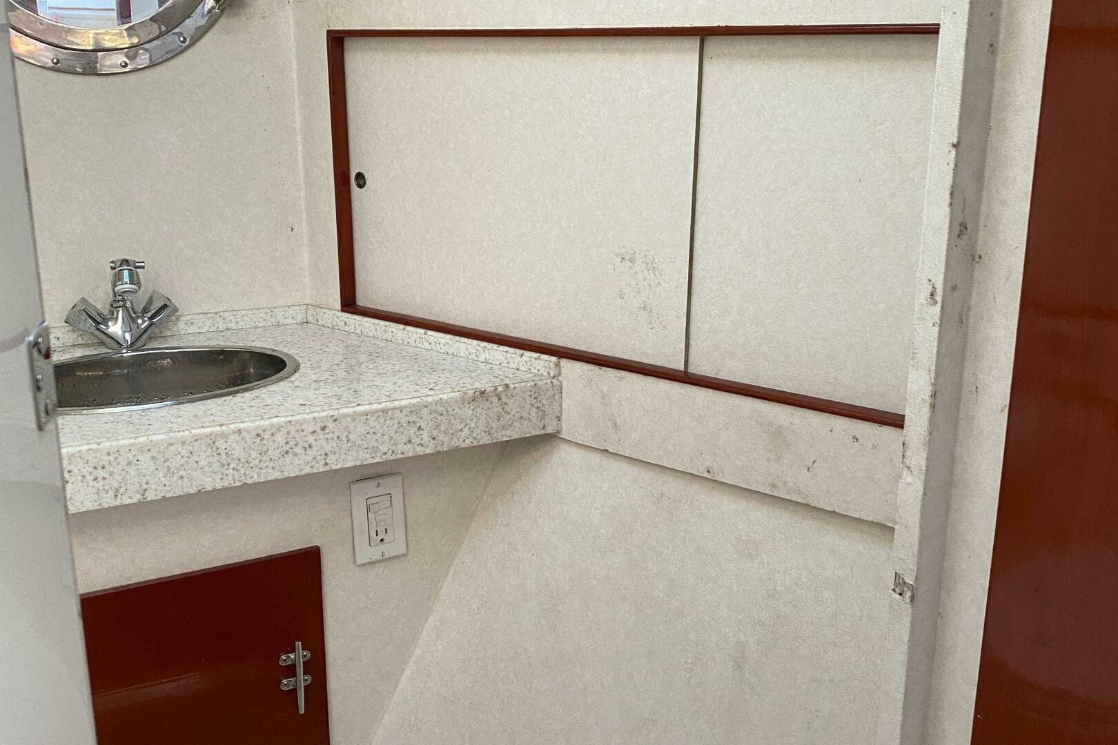 1973 Chris-Craft 47 Commander Flush Deck