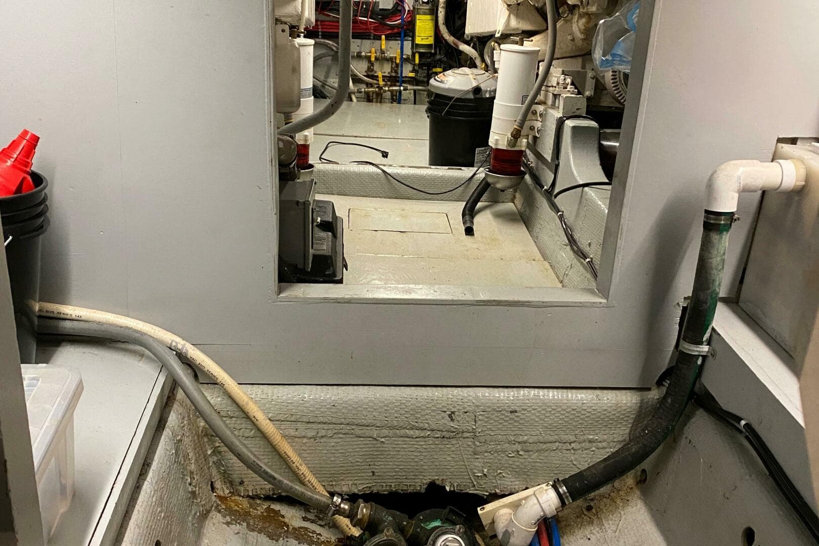 1973 Chris-Craft 47 Commander Flush Deck