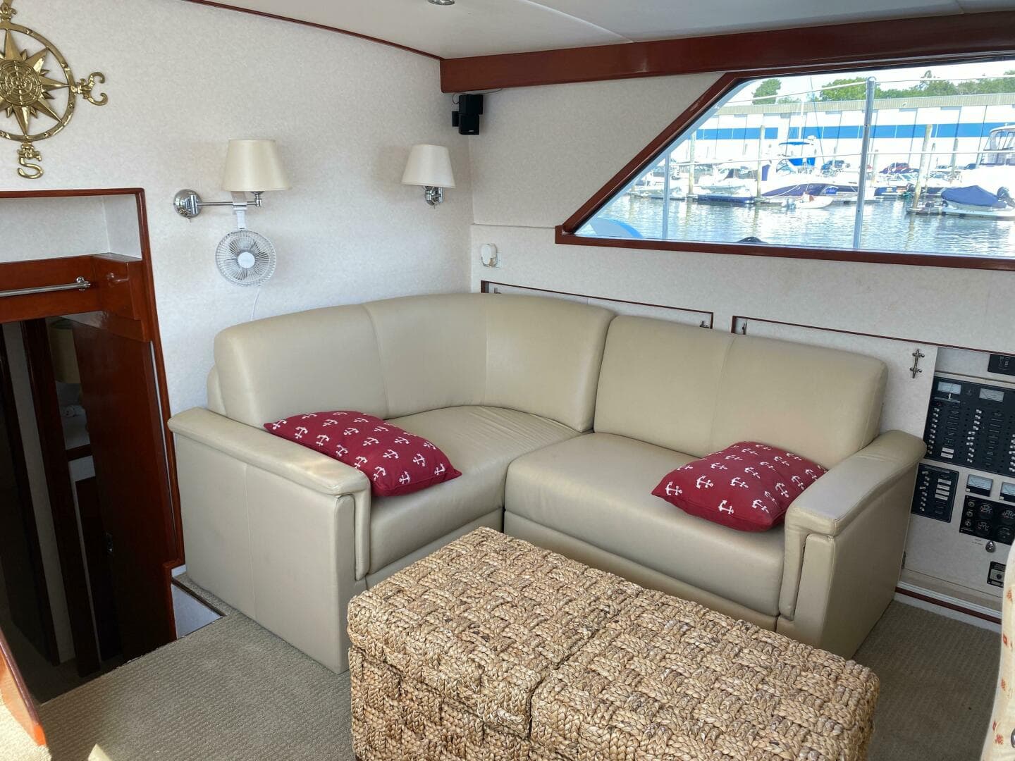 1973 Chris-Craft 47 Commander Flush Deck