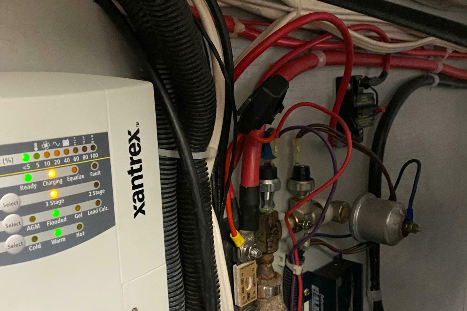 1973 Chris-Craft 47 Commander Flush Deck