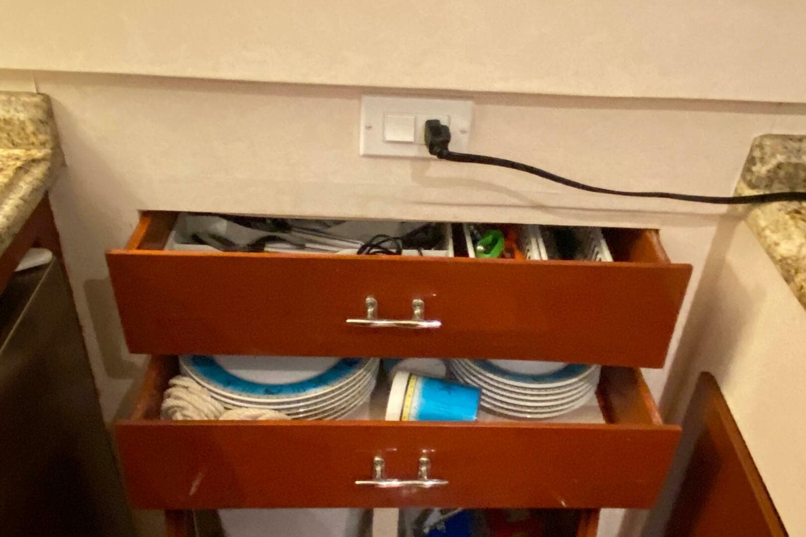 1973 Chris-Craft 47 Commander Flush Deck