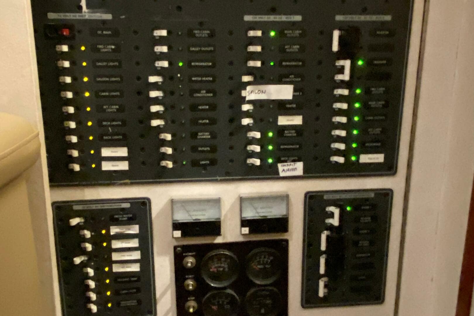 1973 Chris-Craft 47 Commander Flush Deck