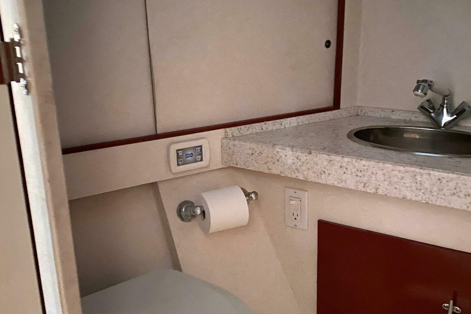 1973 Chris-Craft 47 Commander Flush Deck