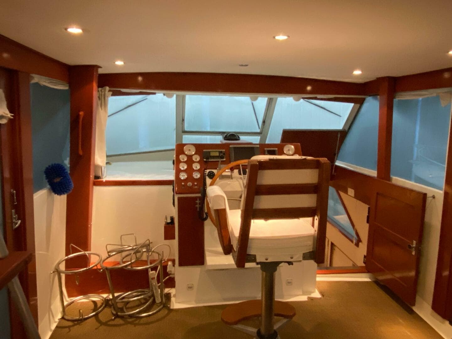 1973 Chris-Craft 47 Commander Flush Deck