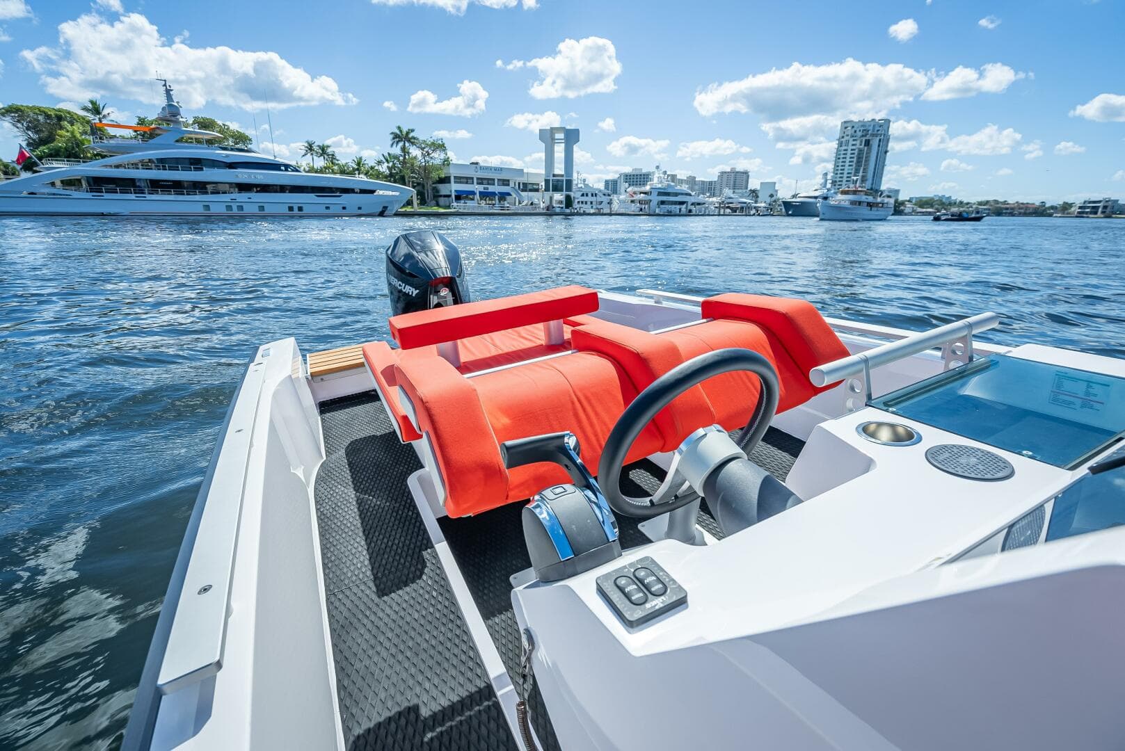 2021 Goldfish 23 Tender