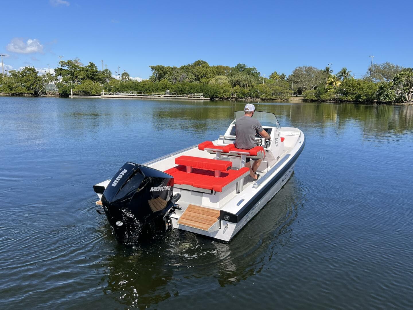 2021 Goldfish 23 Tender