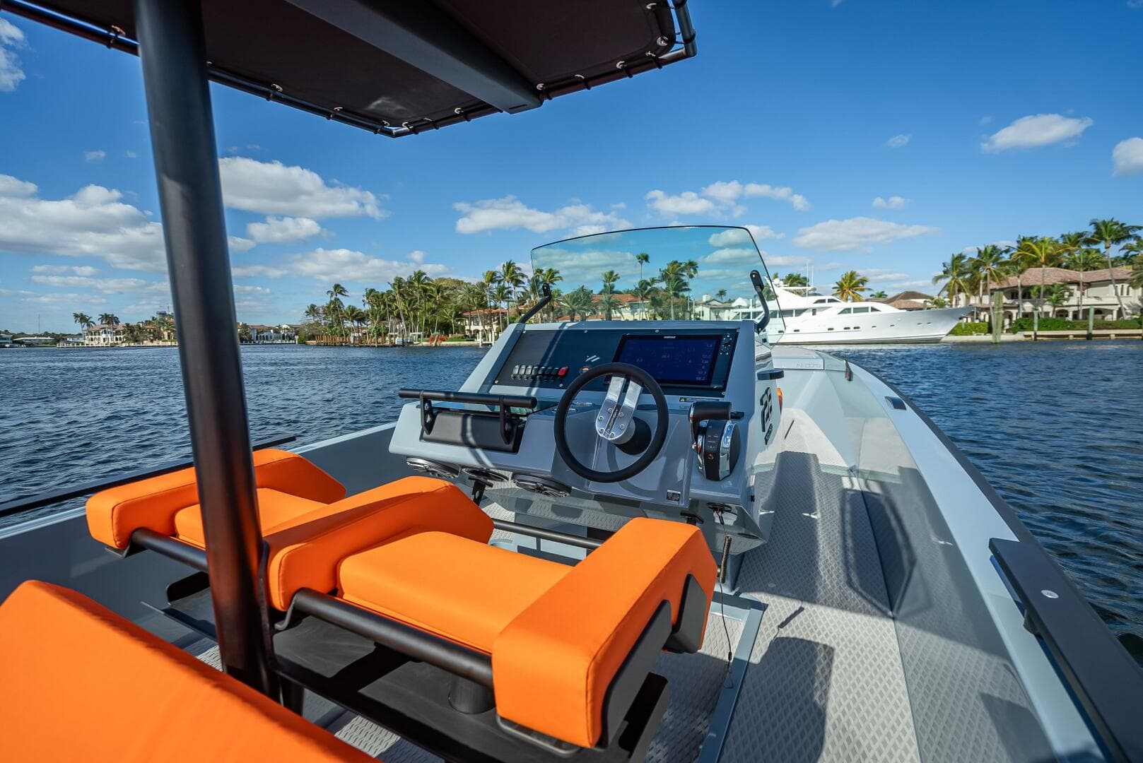 2024 Goldfish 28 Tender