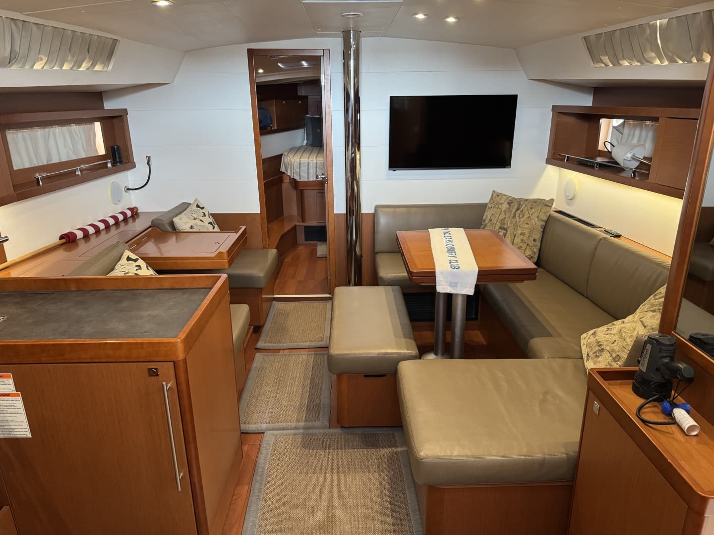 2017 Beneteau Oceanis 45