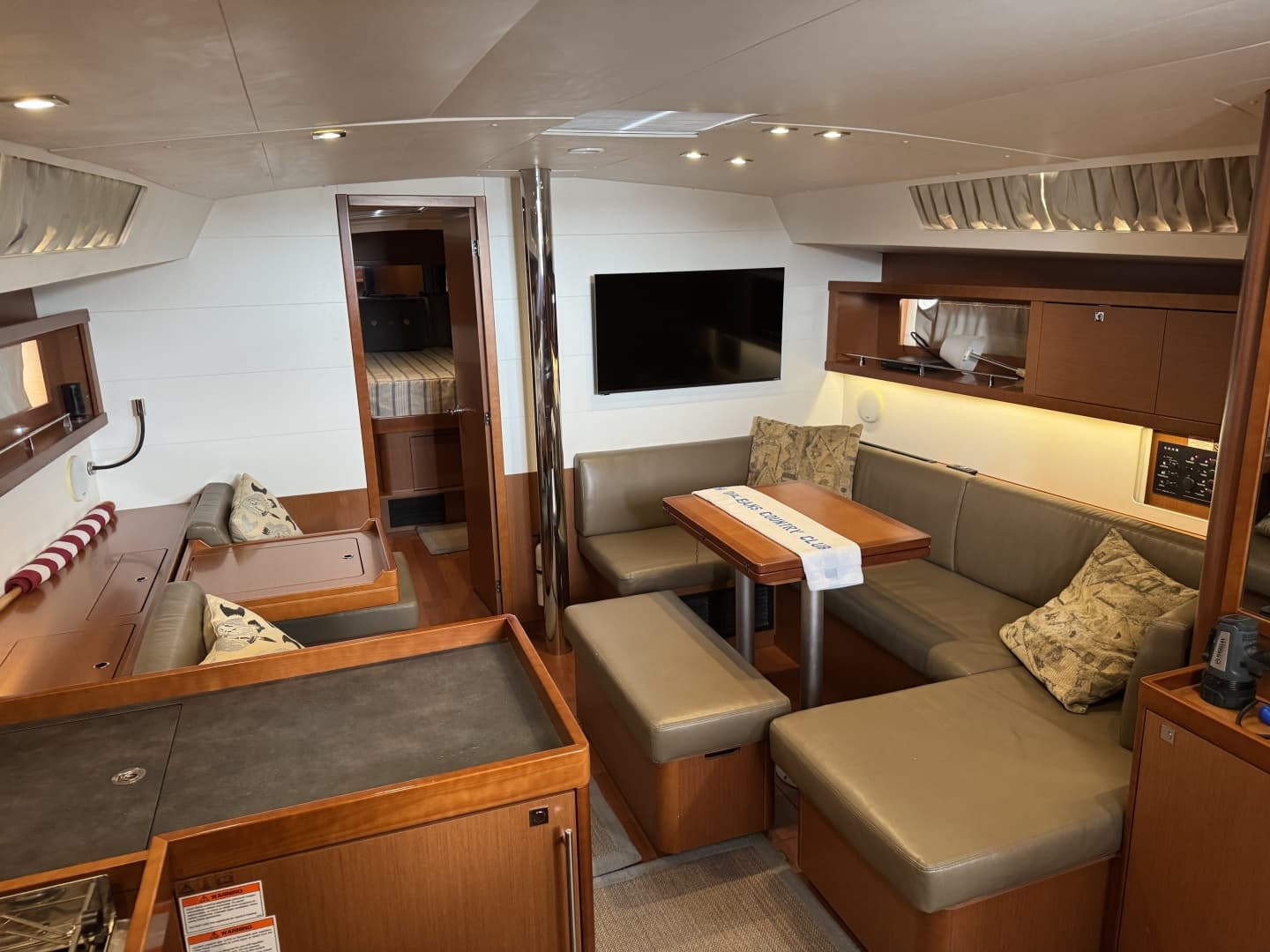 2017 Beneteau Oceanis 45