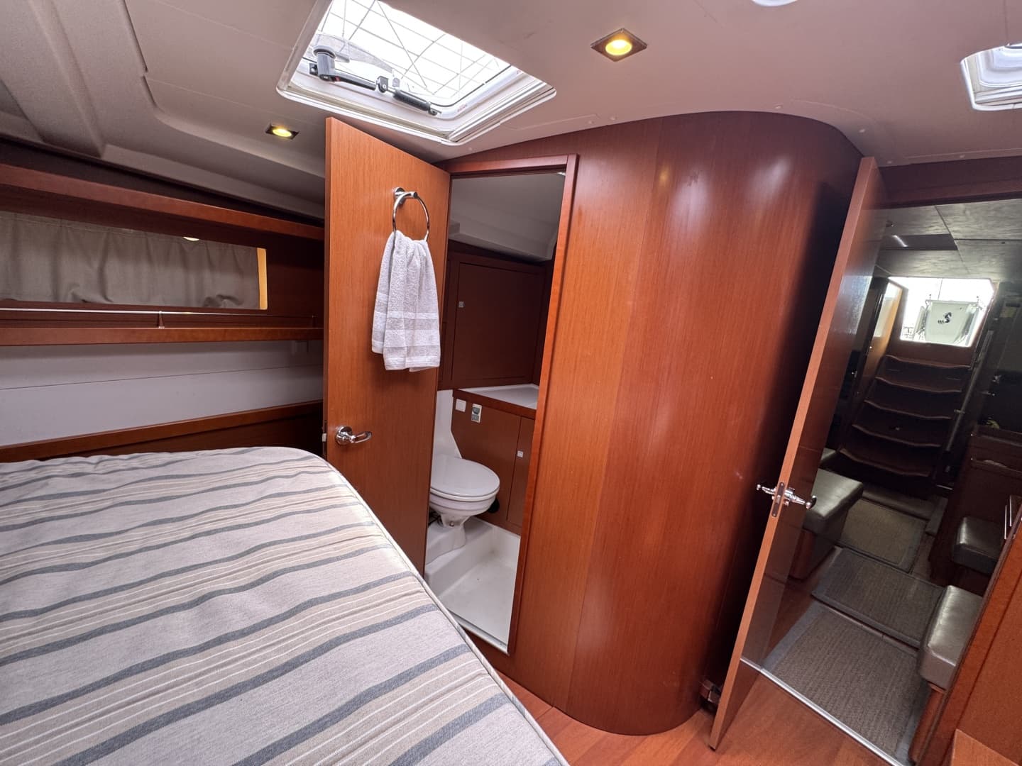 2017 Beneteau Oceanis 45