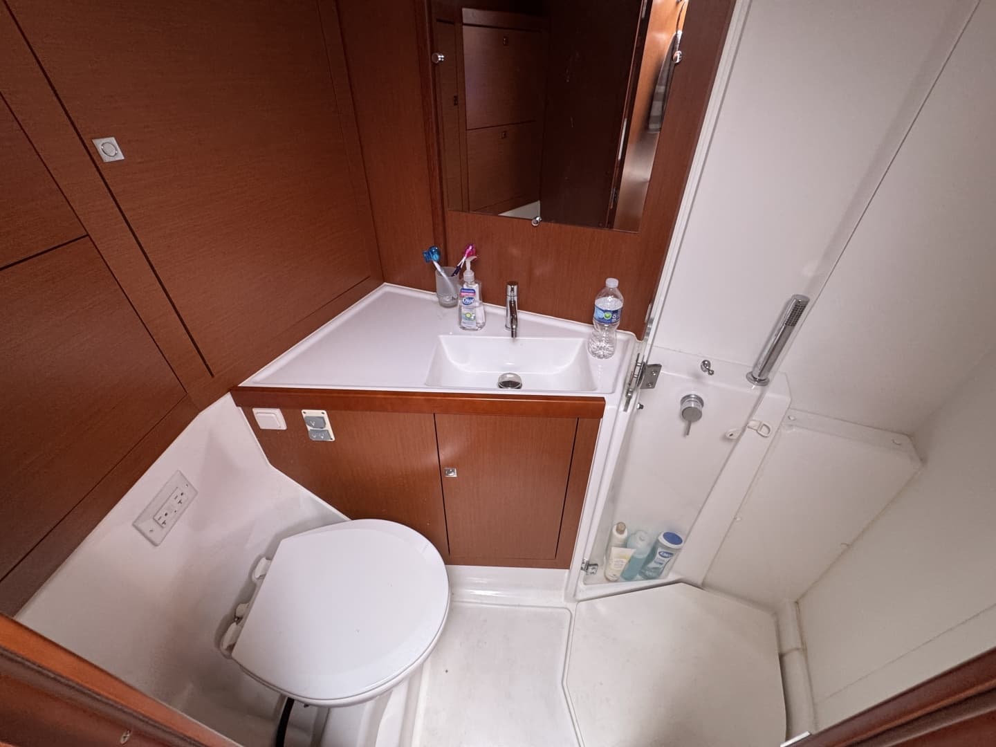2017 Beneteau Oceanis 45