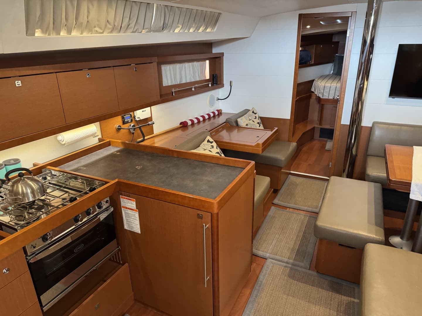 2017 Beneteau Oceanis 45