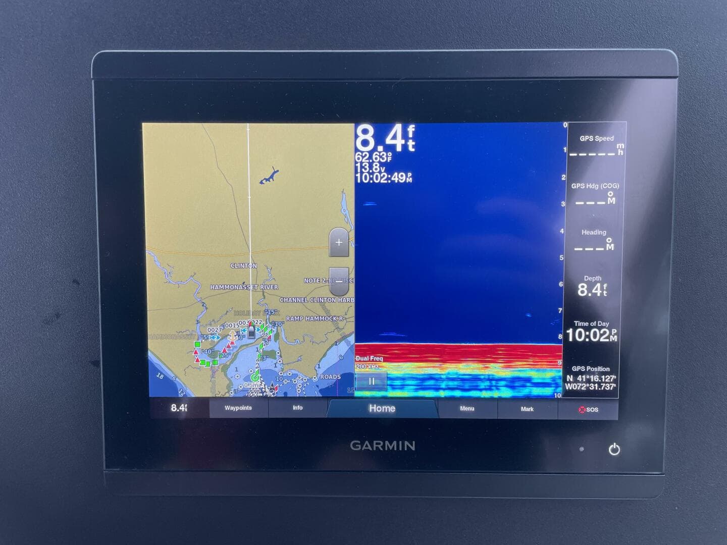 2000 Pursuit 3000 Express