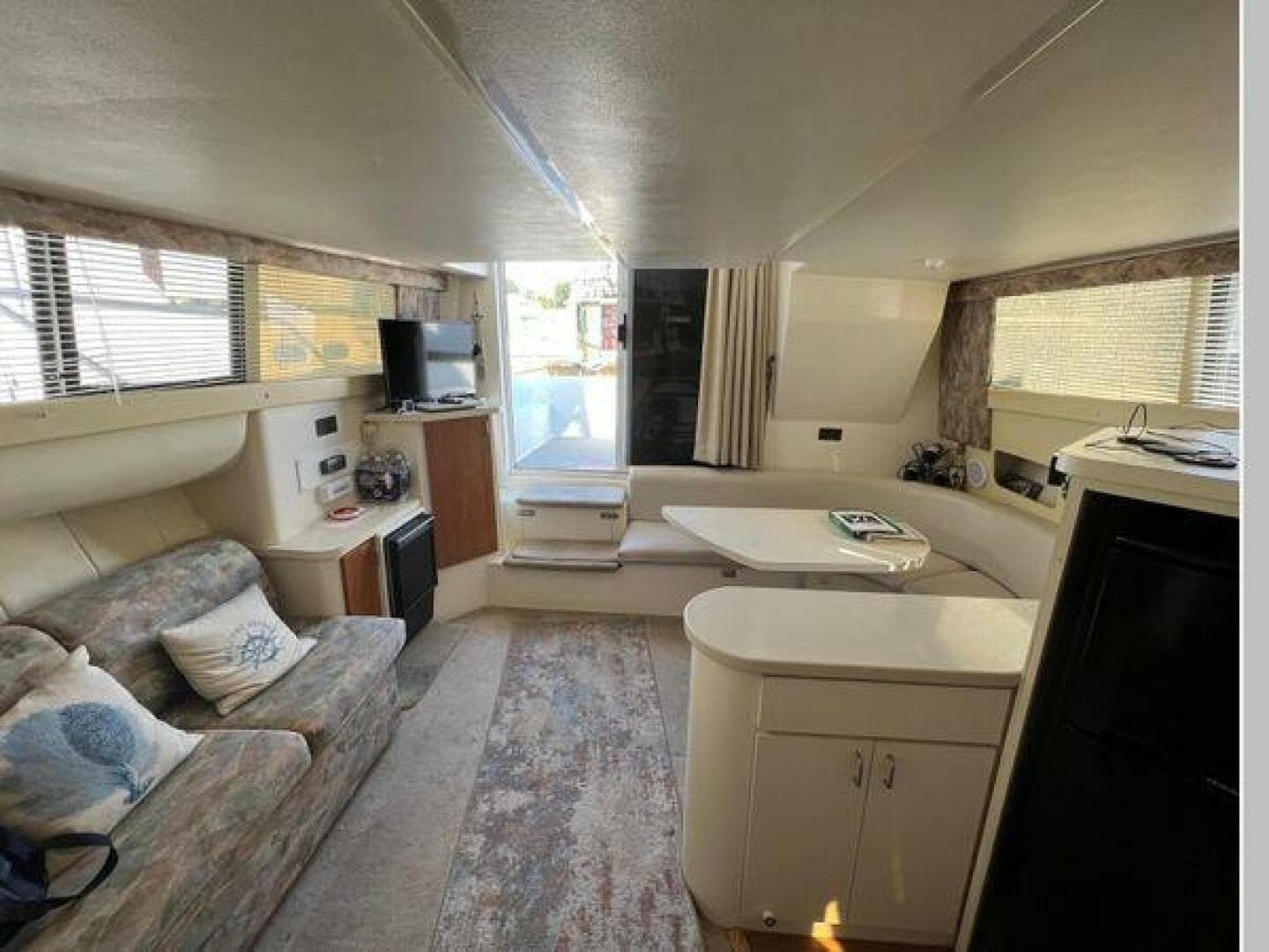 1993 Mainship Sedan Bridge