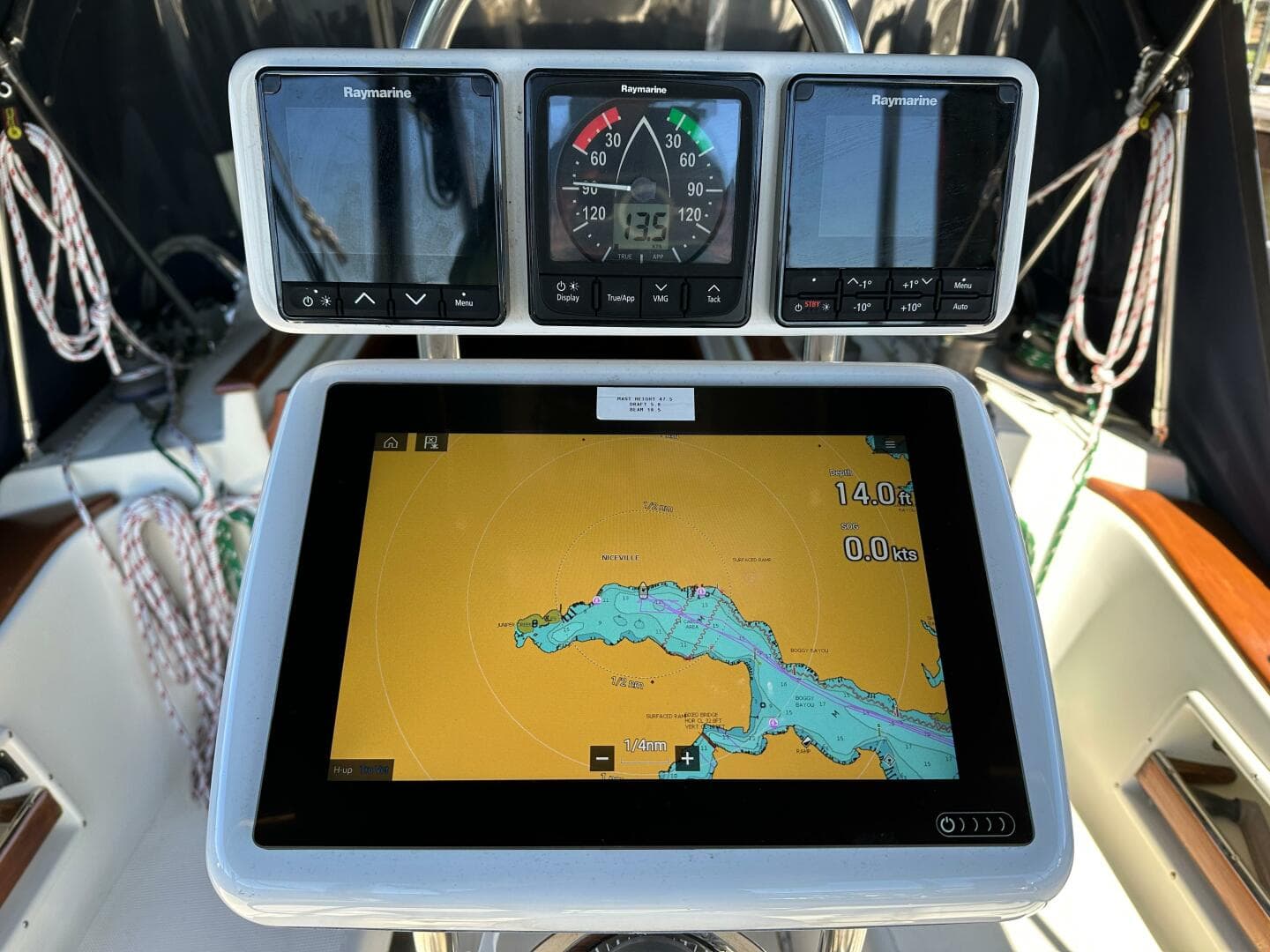 1998 Pacific Seacraft Crealock 37