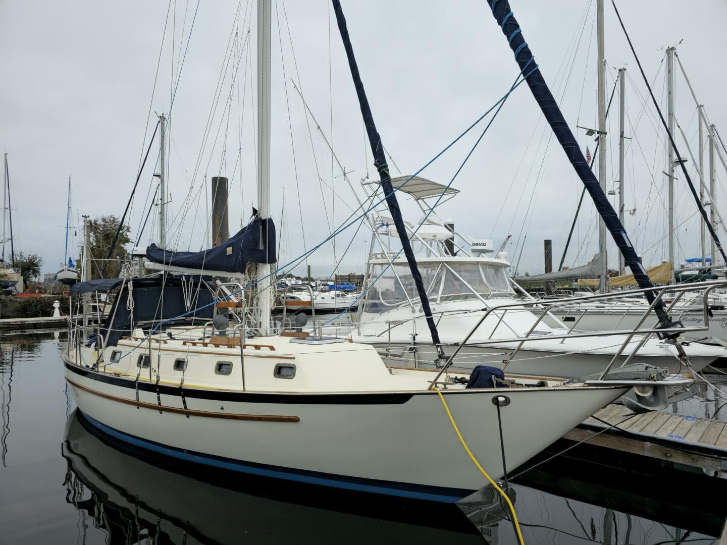 1998 Pacific Seacraft Crealock 37