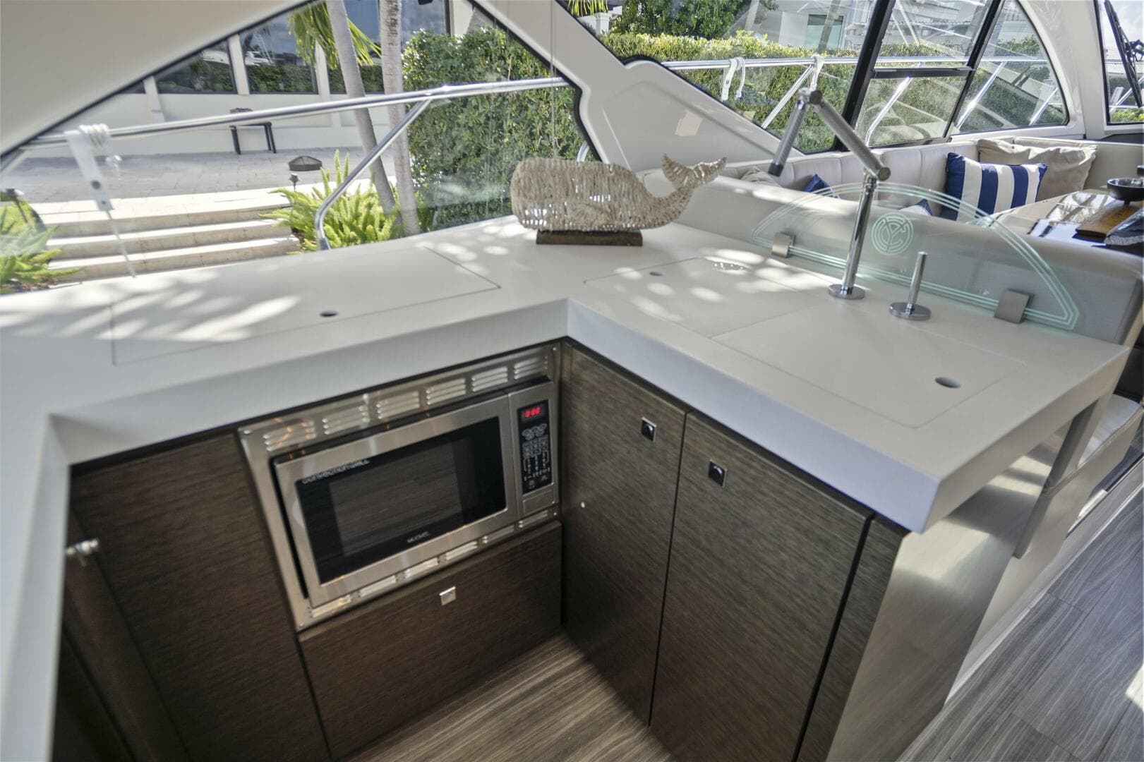 2019 Cruisers Yachts 54 Cantius